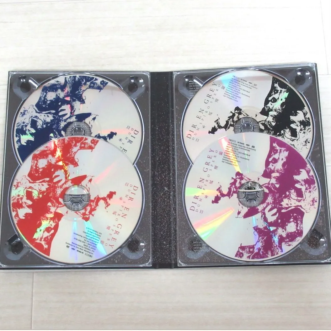 DIR EN GREY DUM SPIRO SPERO AT NIPPON BUDOKAN 初回生産限定盤 DVDを山梨県大月市のお客様よりお譲りいただきました！