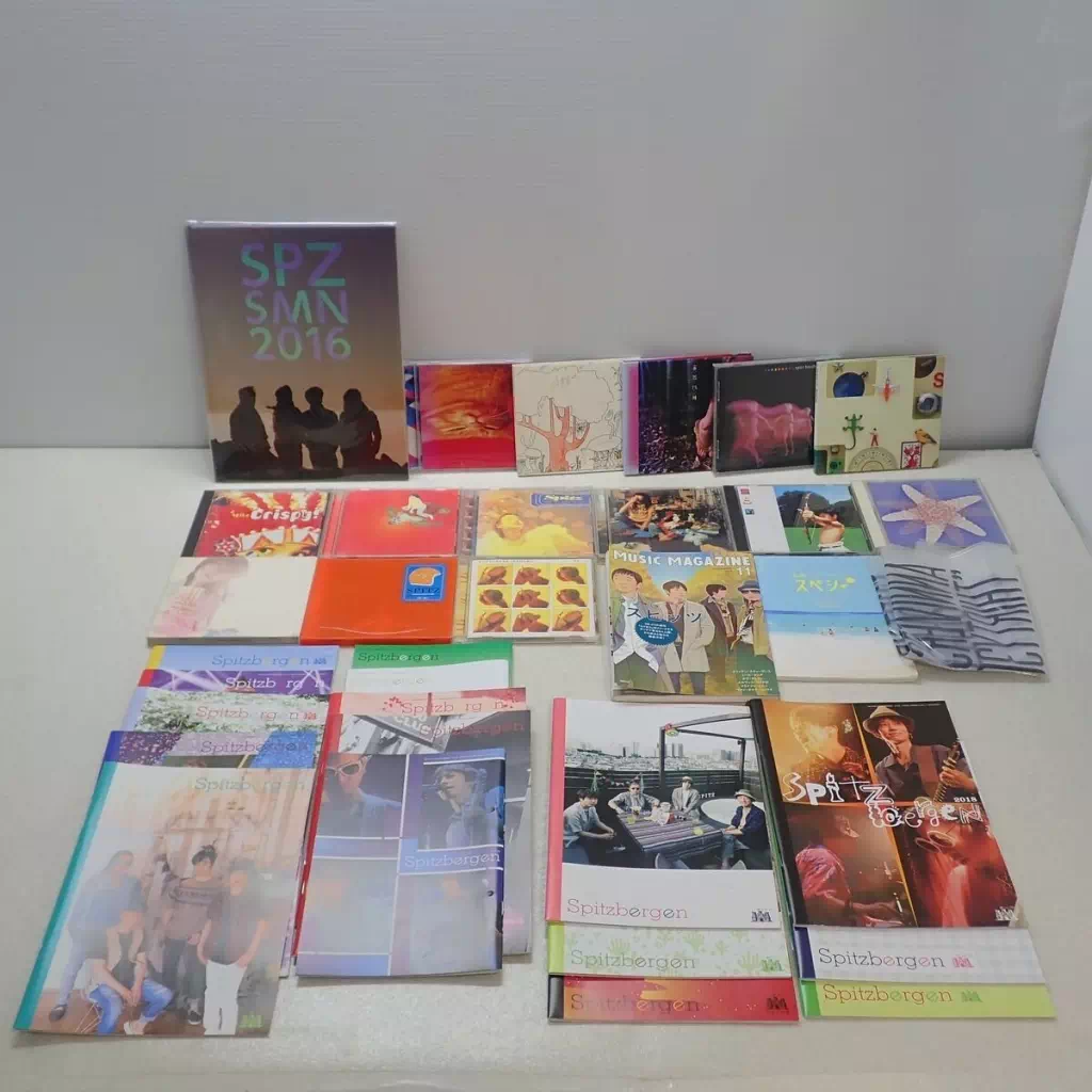 スピッツ グッズ CD/会報誌/雑誌/パンフレット/ハヤブサ/空の飛び方 等 セット