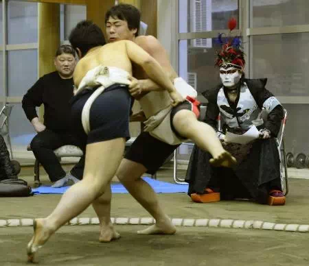 デーモン閣下　相撲
