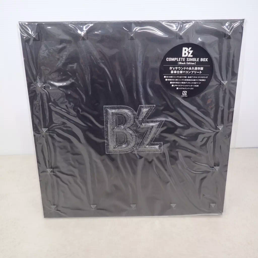 未開封 B’z CD B’z COMPLETE SINGLE BOX Black Edition