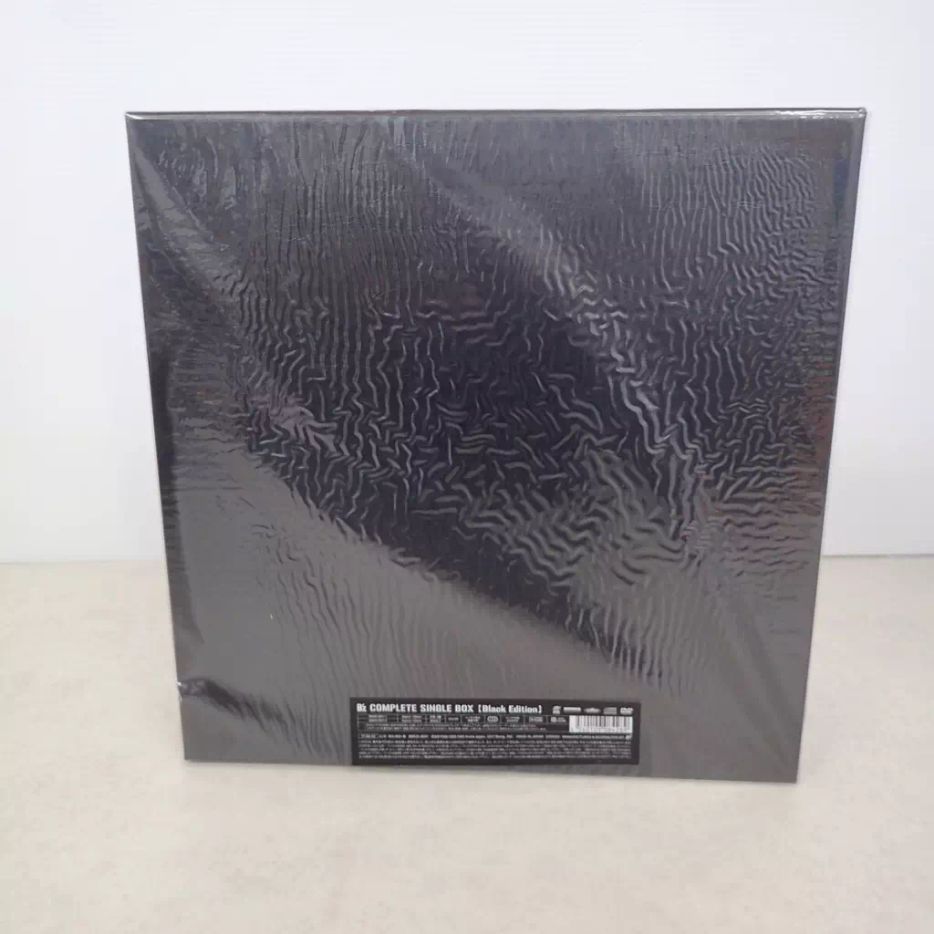 未開封 B’z CD B’z COMPLETE SINGLE BOX Black Edition