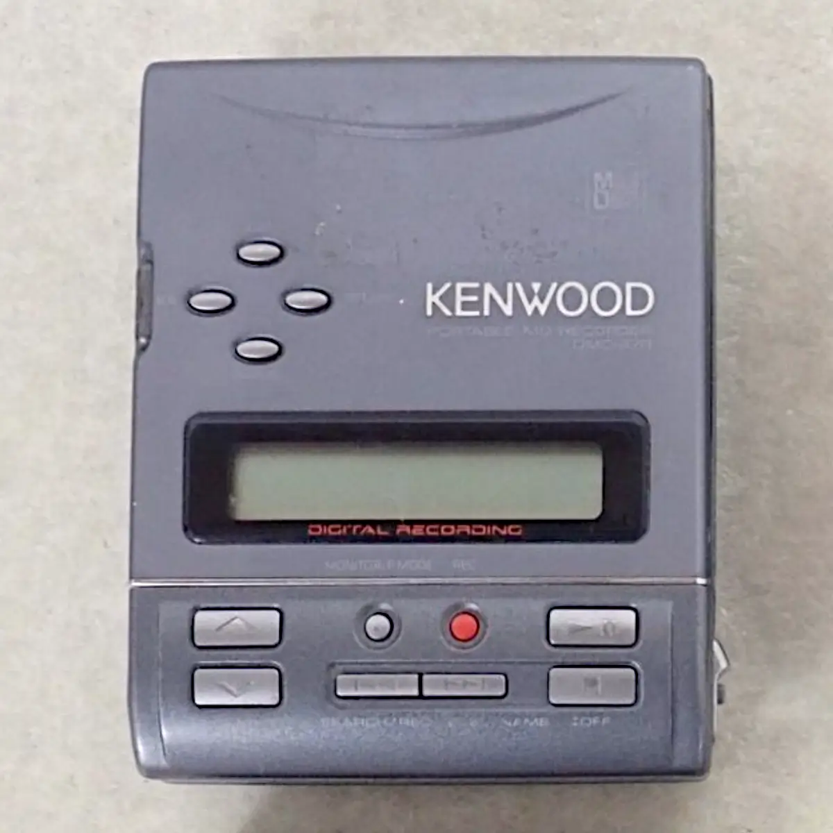 KENWOOD-ポータブルMDプレーヤー