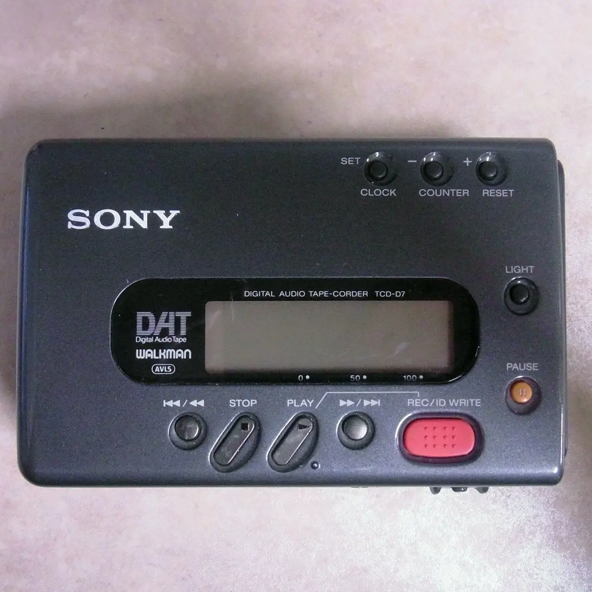 DATウォークマン TCD-D7