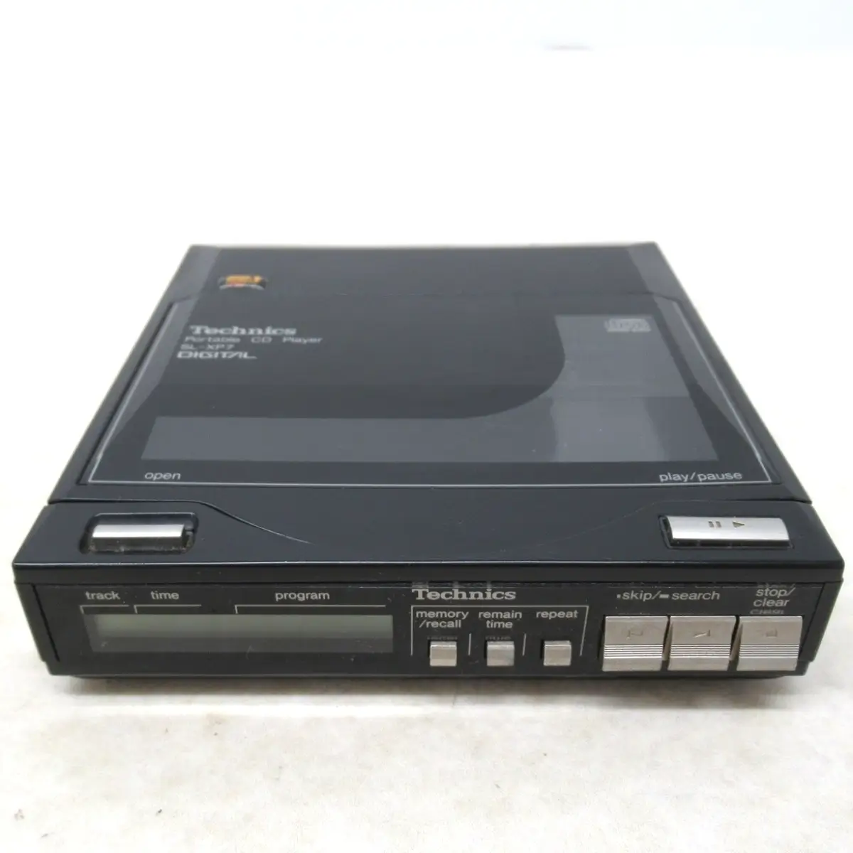 Technics SL-XP7 ポータブルCDプレーヤー