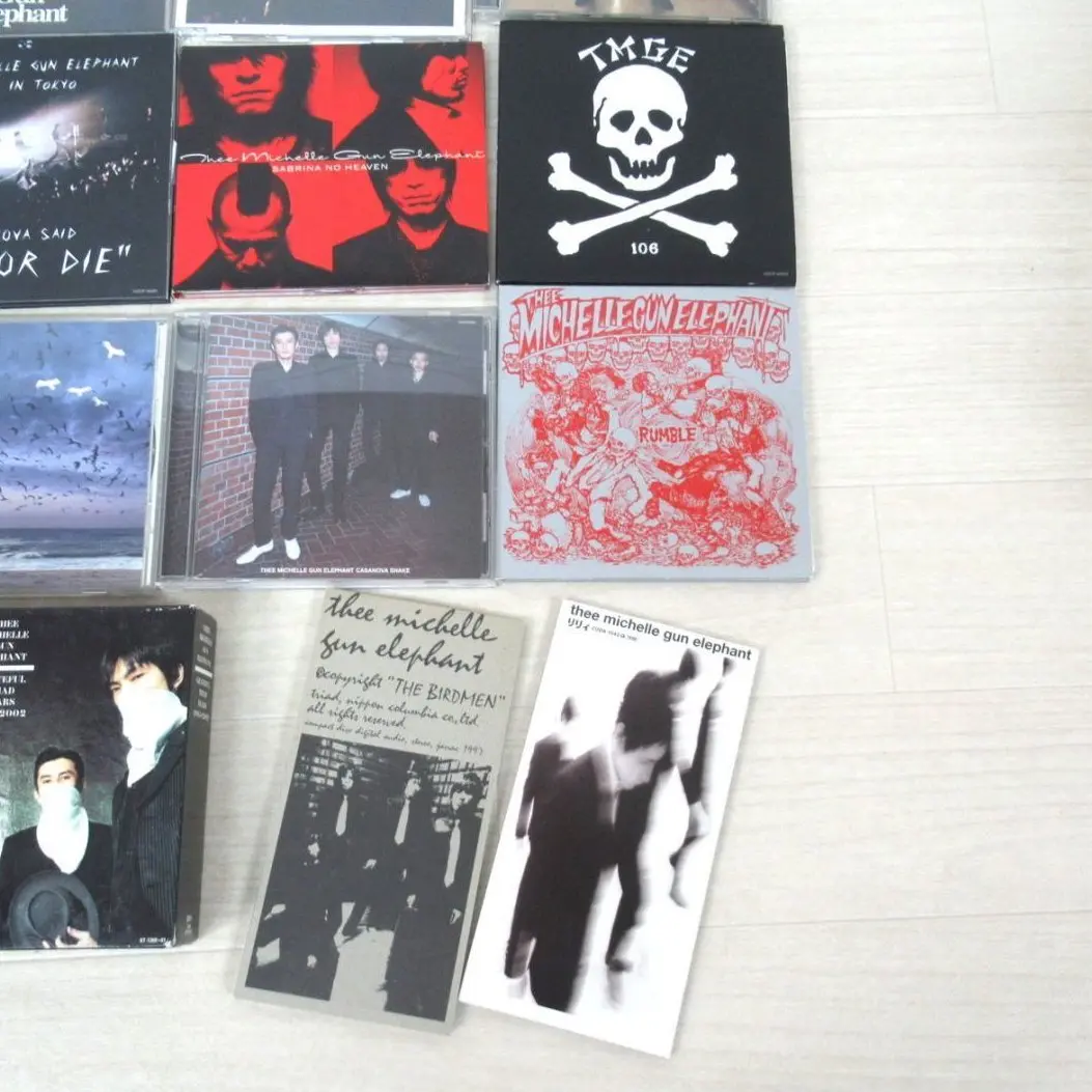 ミッシェル・ガン・エレファントCD『カサノバ・スネイク』や『SABRINA NO HEAVEN』、ライブ盤『CASANOVA SAID LIVE OR DIE』、8cmシングル『バードメン』と『リリィ』など