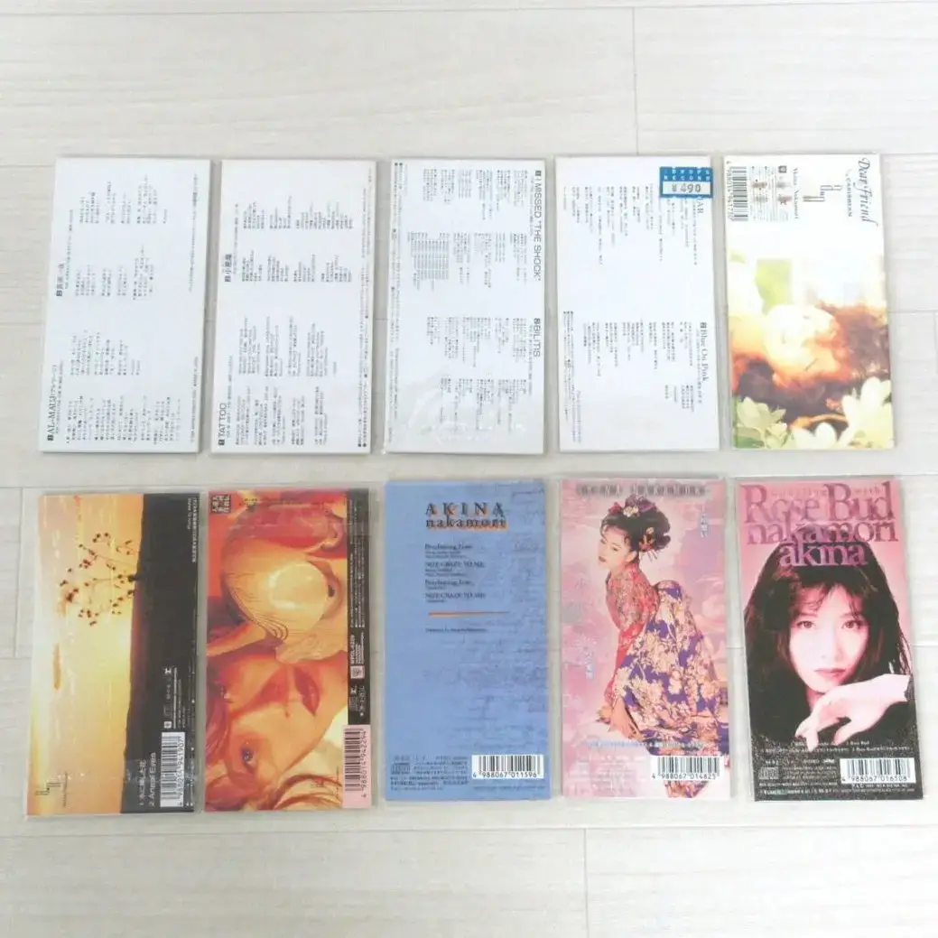 中森明菜 8cmCD 「AL-MAUJ」から「夜のどこかで 〜night shift〜」までジャケット背面