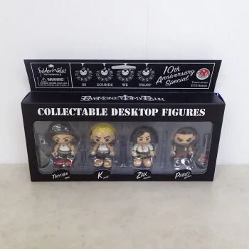 Pay money To my Pain/「10th Anniversary Special COLLECTABLE DESKTOP FIGURES」