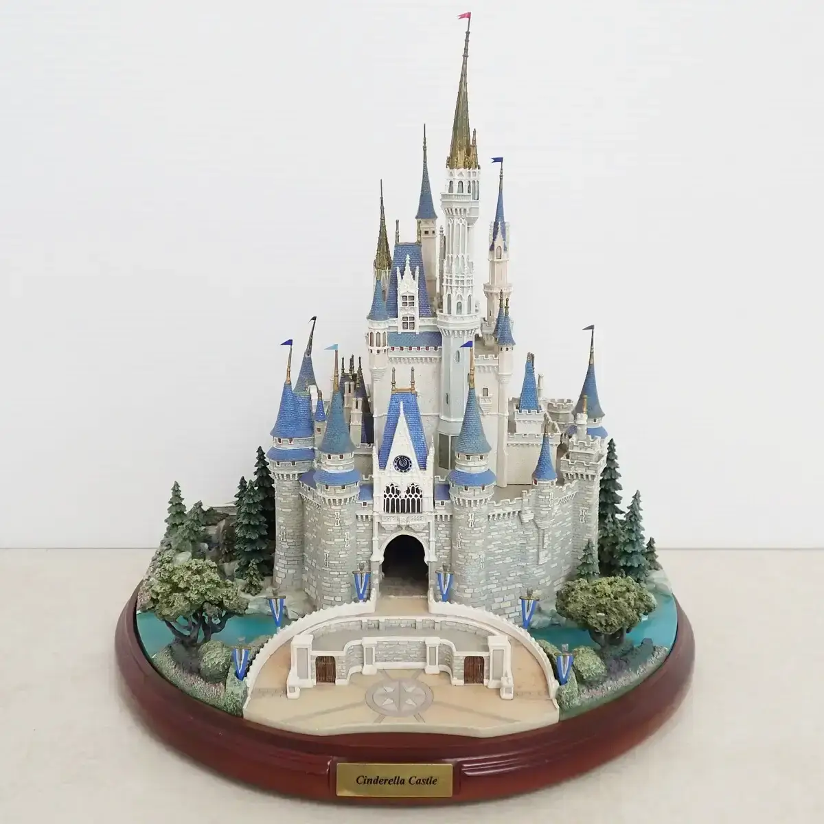 ディズニー オルショウスキー作 WDWメインストリートUSAコレクション シンデレラ城 ミニチュアジオラマ
