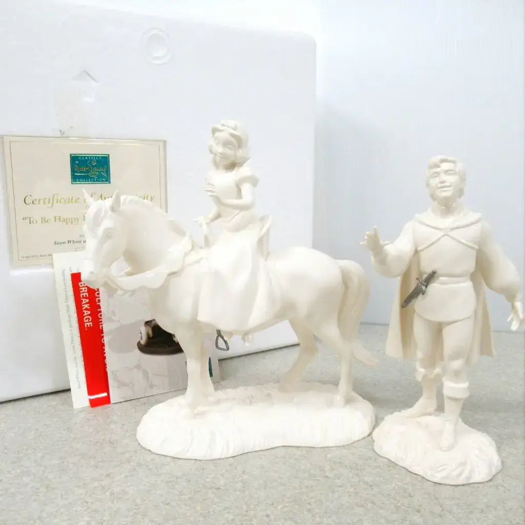 WDCC 白雪姫 王子 ホワイトウェア 2003年ディーラーフォーラム限定 世界175体 And Away to His Castle We'll Go To Be Happy Forever I Know