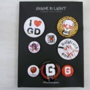 BIGBANG G-DRAGON/SHINE A LIGHTバッジセットレア度★★★★☆☆☆☆☆☆ G-DRAGON/SHINE A LIGHTバッジセット