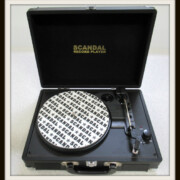 SCANDAL　レコードプレーヤー
