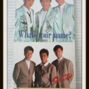 8cmシングル　What’s your name