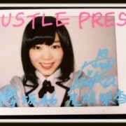 欅坂46　尾関梨香　サイン入りチェキ