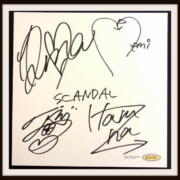 SCANDAL Epic Records 公式 直筆サイン色紙 SCANDAL Epic Records 公式 直筆サイン色紙