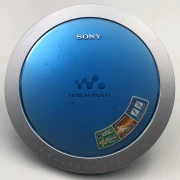 CD ウォークマン D-EJ720