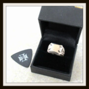 DEAL DESIGN × THE GAZETTE REITA ガゼット コラボ クロスリング 指輪 ギターピック 付き DEAL DESIGN × THE GAZETTE REITA ガゼット コラボ クロスリング 指輪 ギターピック 付き